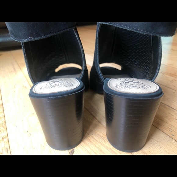 Vince Camaro heeled sandals - Picture 3 of 6